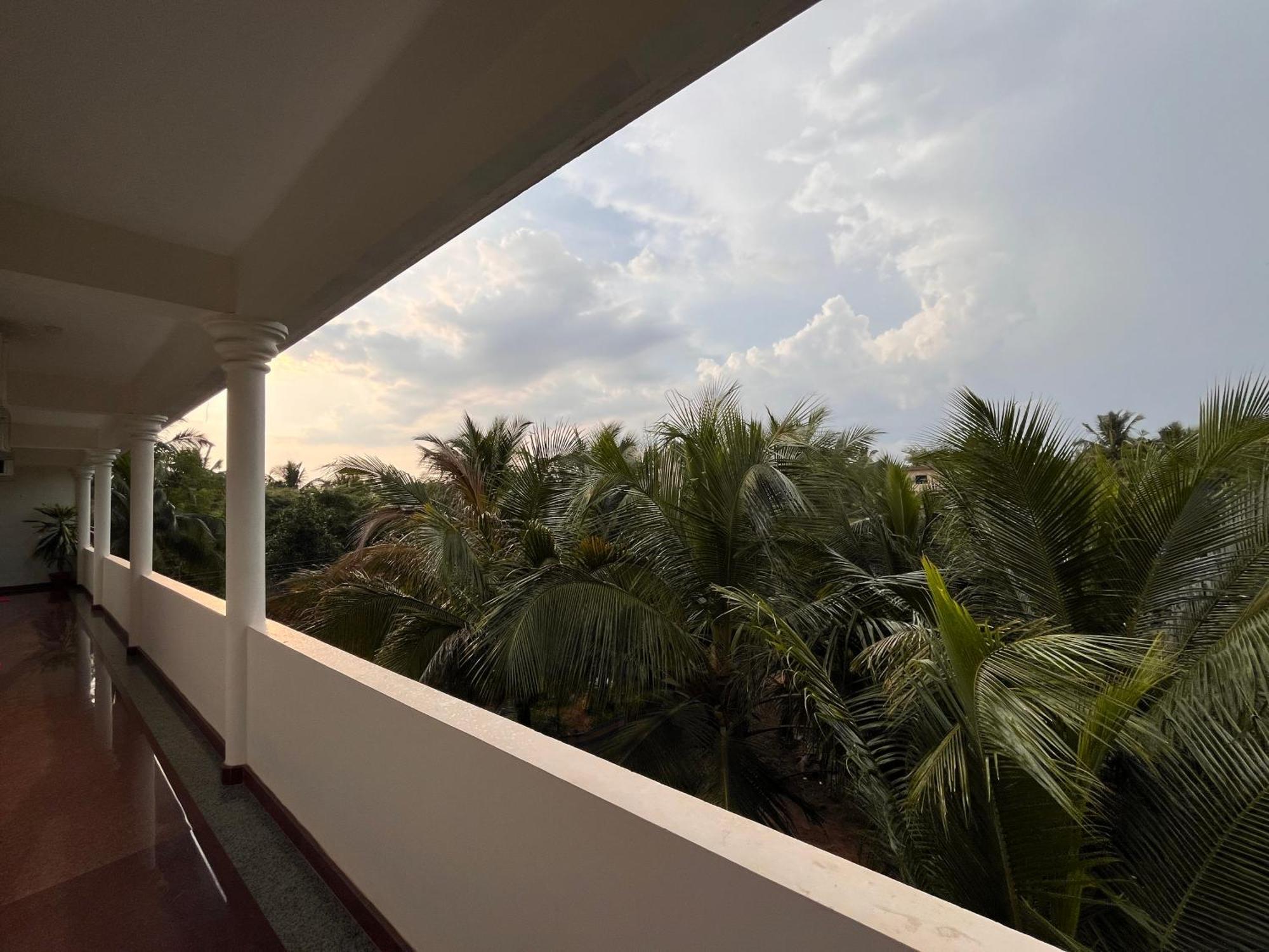 Morjim Sunset Hotel Exterior photo